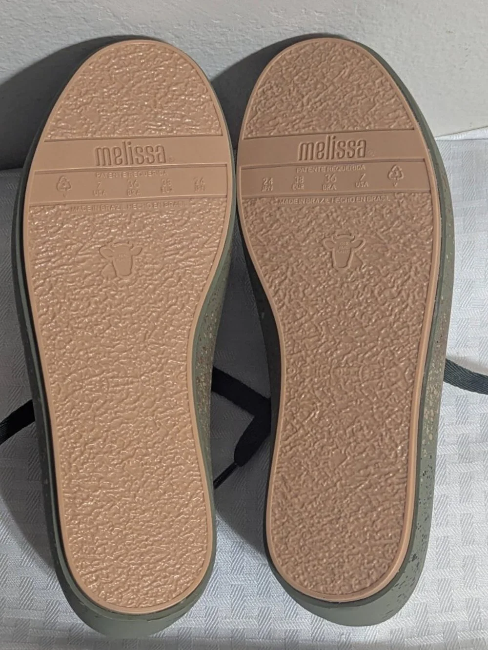 Melissa Ulitsa Slip-On Sneaker size 7